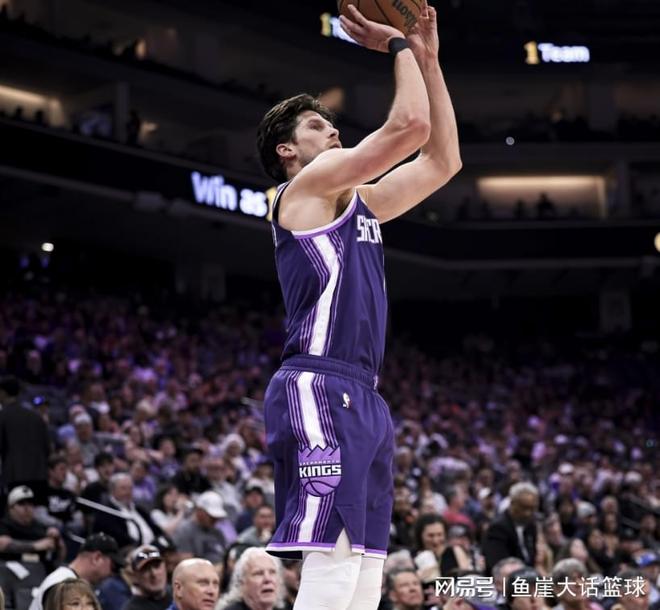 76人重创国王，埃奇库姆爆发砍38分助球队大胜