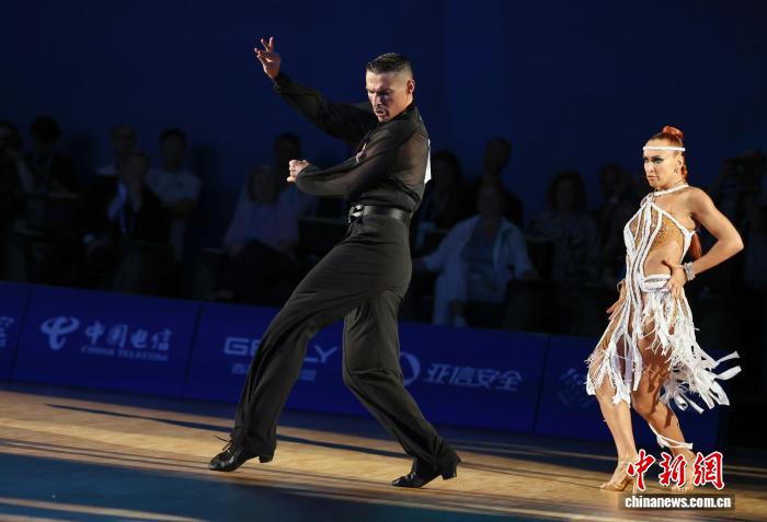 德国组合问鼎成都世运会拉丁舞冠军 中国组合刷