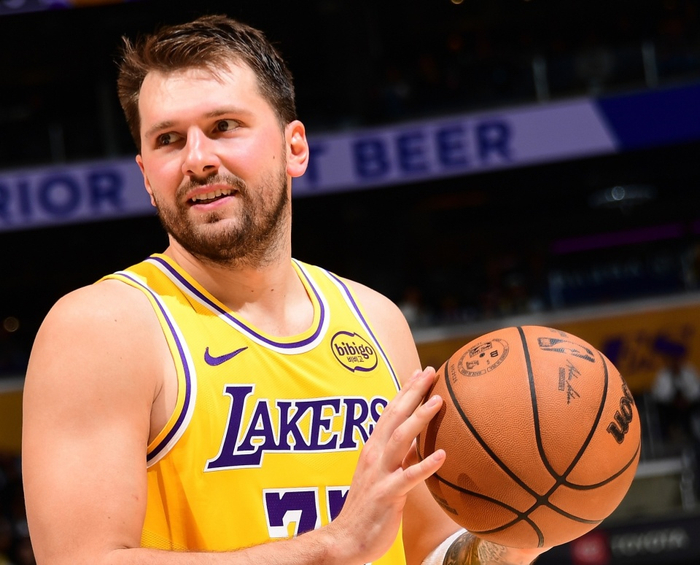 湖人迎战篮网伤病名单更新 东契奇复出引关注