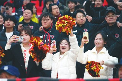 辽京对决再现中超焦点战，辽宁铁人主场迎战北