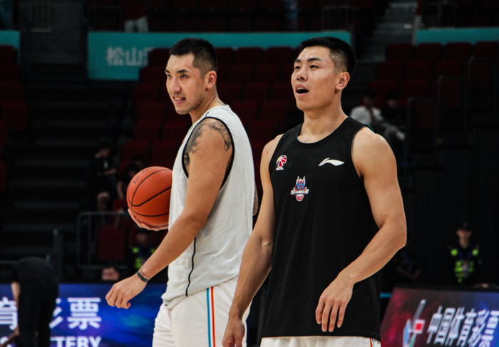 刘毅许梦君复出爆发 山东双星助队力克广东