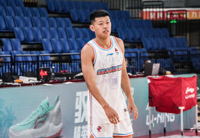 刘毅许梦君复出爆发 山东双星助队力克广东