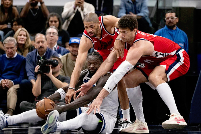 快船球员合同变动引关注 未来阵容调整成关键